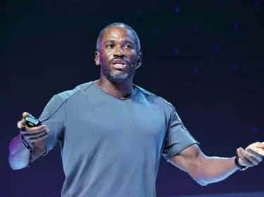 არტურ ჰეისმა დამატებით 1.1 მილიონის ტოკენი HYPE შეიძინა